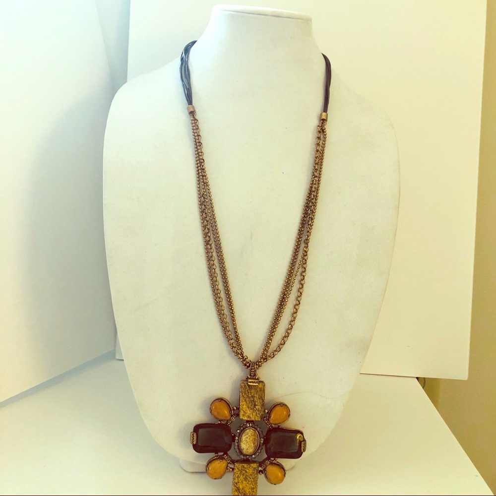 NWT Statement necklace 💝